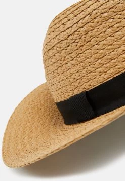 Pier One Hut - Tan -Pier One 21c461c70d804f70bce6618c9777c904