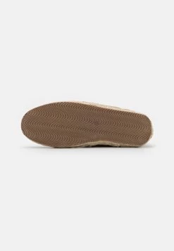 Pier One UNISEX - Espadrille - Brown -Pier One 23ffc4845e644a6e9d5b182382af5ffb