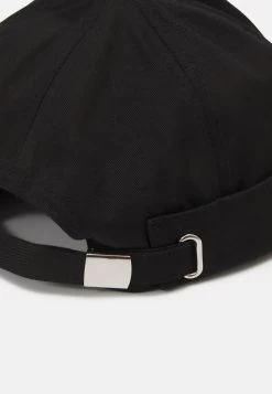 Pier One Cap - Black 8 Pier One Cap - Black -Pier One 242bb431518647b4b9c15b1330b4a861