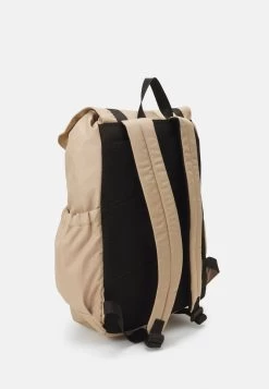 Pier One -Pier One 68c444e07c0a4b03abfd0d566bc9a77f