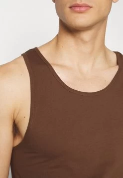 Pier One 3PCK SKIN TONE RIB VEST - Unterhemd/-shirt - Brown 10 Pier One 3PCK SKIN TONE RIB VEST - Unterhemd/-shirt - Brown -Pier One 9f31fc2f68bd4a4785af045b430b1d83