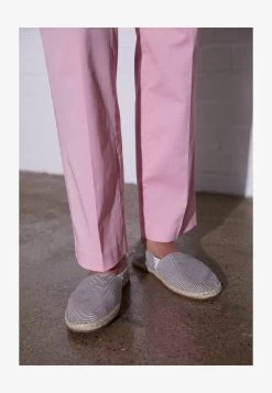 Pier One RENA ESPADRILLE UNISEX - Espadrille - White/blue -Pier One c6887bca85d14b55a70a8c6745c09b3d