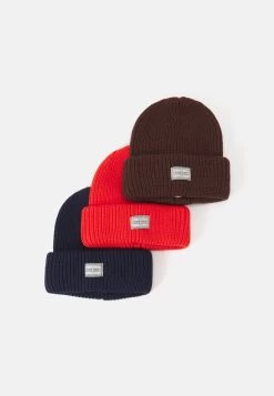 Pier One UNISEX 3 PACK - Mütze - Brown, Dark Blue, Red 9 Pier One UNISEX 3 PACK - Mütze - Brown, Dark Blue, Red -Pier One d730b100b8bc4823890bd68fdd076c60 1