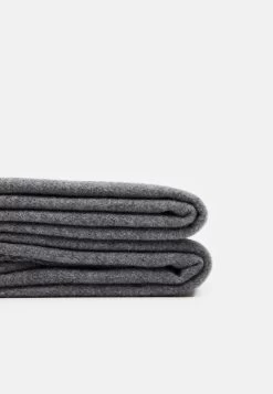 Pier One UNISEX - Schal - Grey 8 Pier One UNISEX - Schal - Grey -Pier One ec5527395bf74ce5a255f492061affa7